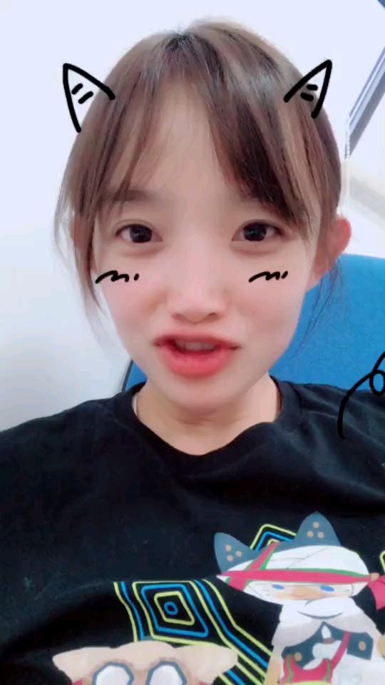 逗逗姐版嘴巴嘟嘟