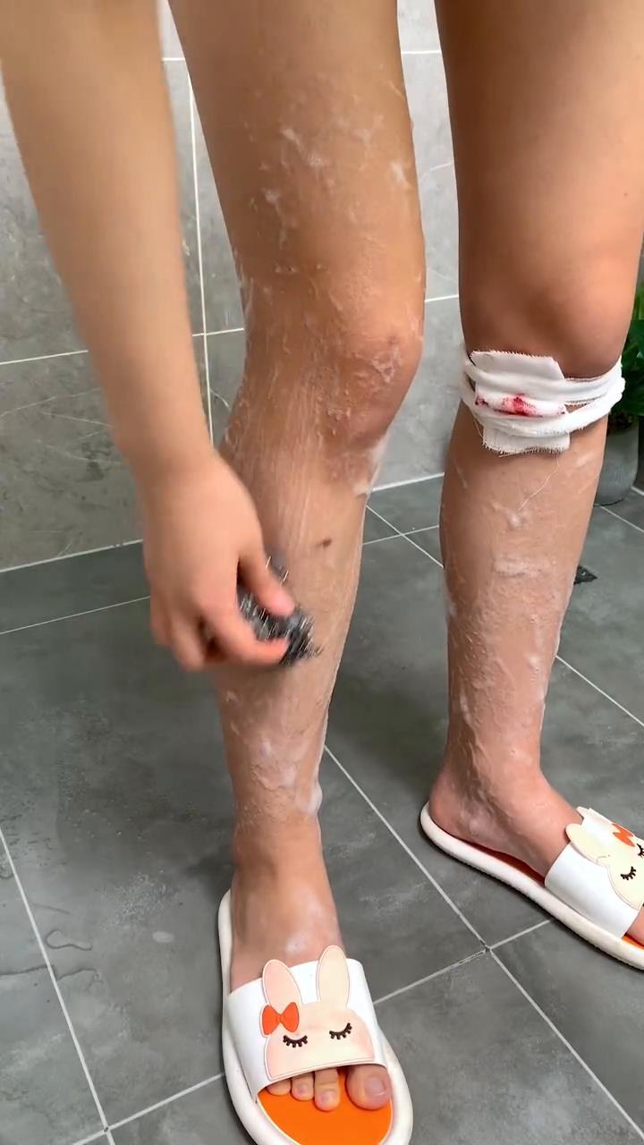 这下再也不用钢丝球搓澡了 搓澡 居家好物 小助手
