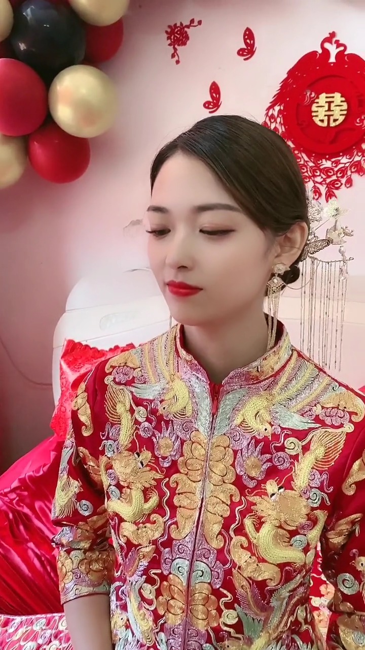 新娘子真漂亮,用什么词语形容最贴切