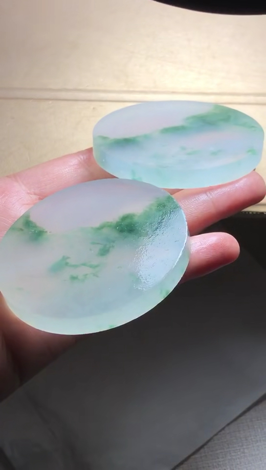 飘花镯心…雕刻山水题材的精品!