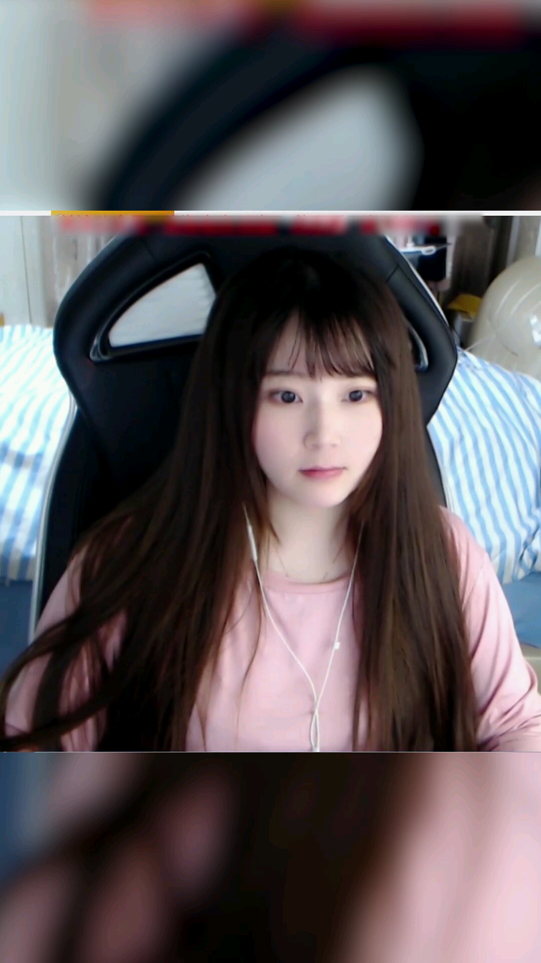 lol酥酥掀起我的头发来看看我的肥脸!