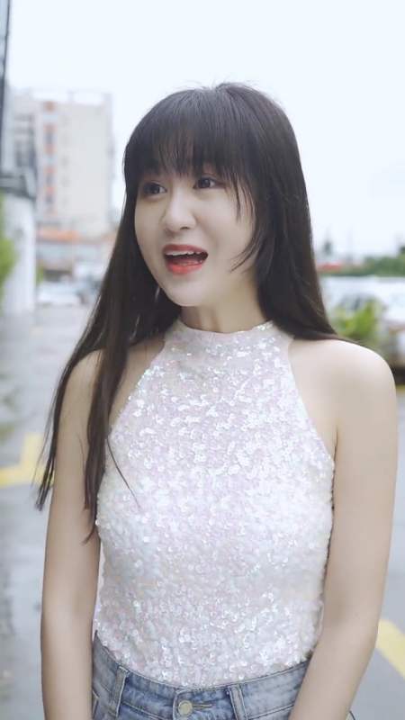 扫码下载度小视 发个视频 让别人知道 志鸿白马小志 28.