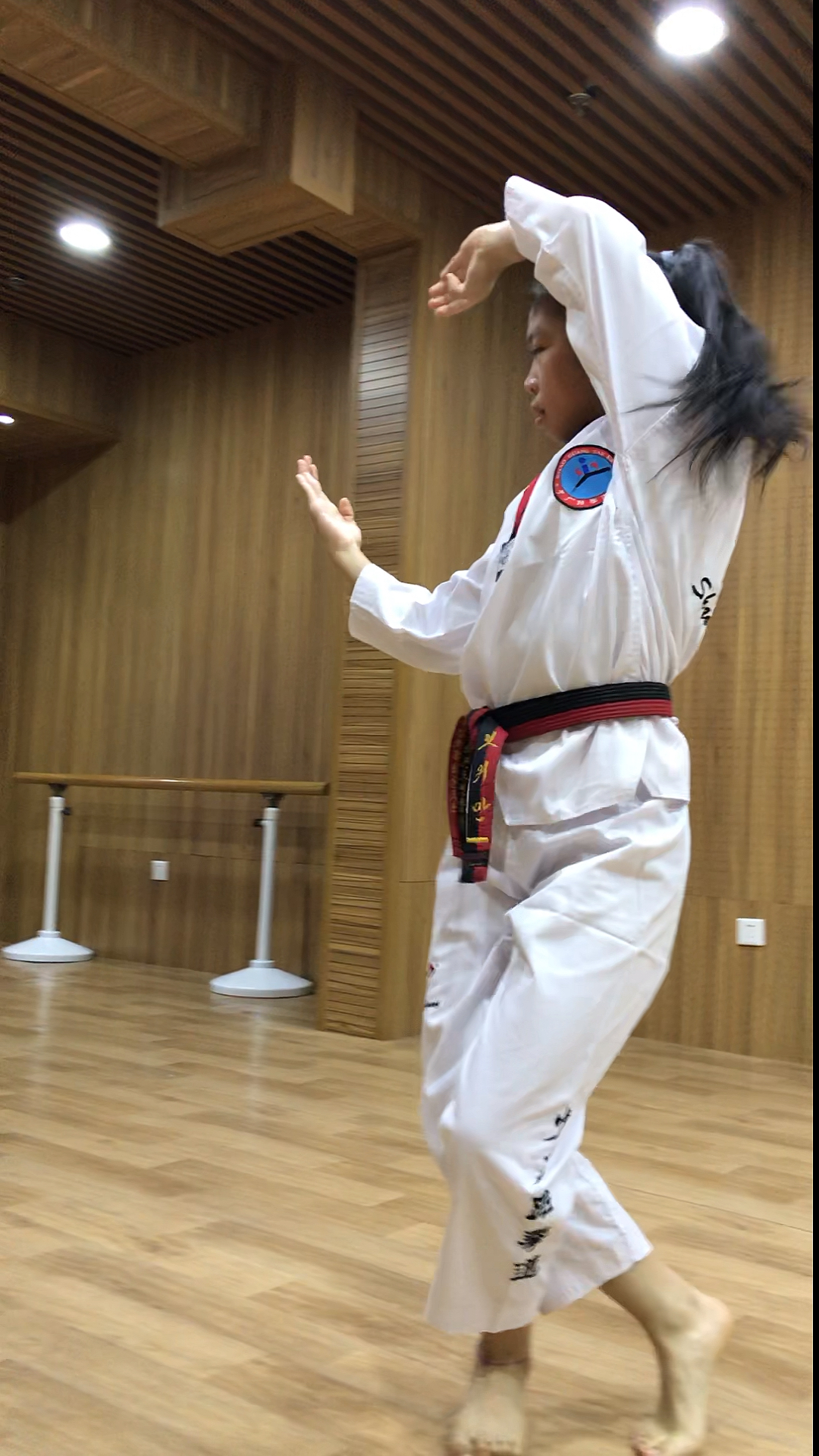 跆拳道#两岁半开始练功的女孩