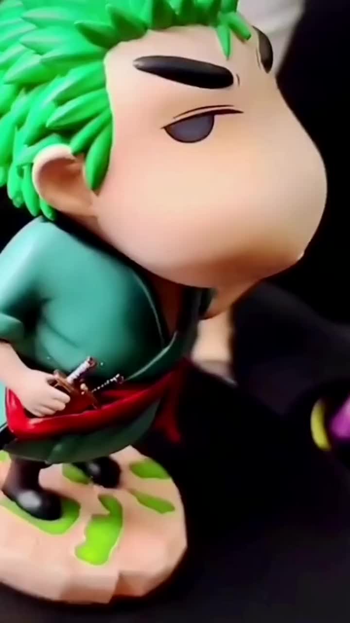 当蜡笔小新化身为索隆,还是那么二,索隆手办