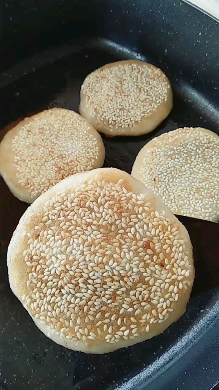 芝麻糯米饼