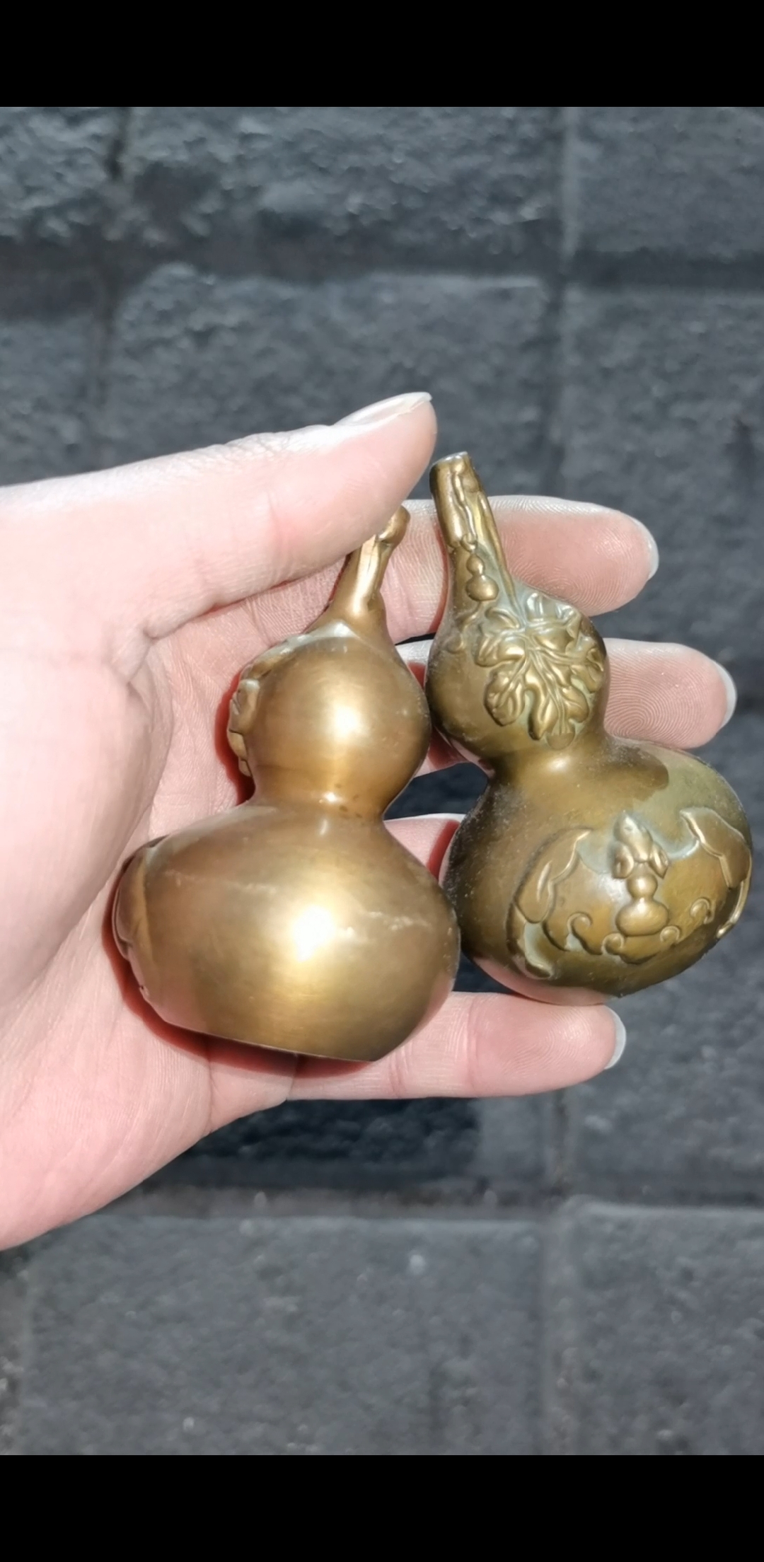 一对铜葫芦