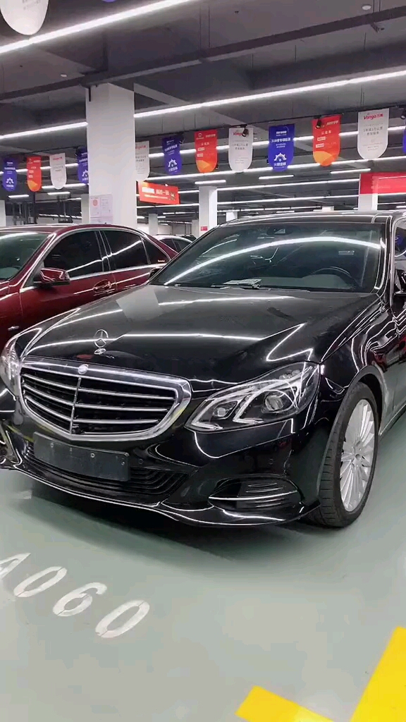 奔驰e260  13年,1.8t,在店