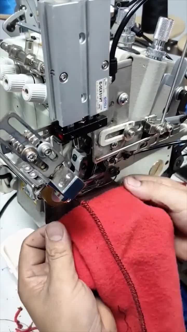 自动化缝制螺纹袖口,机器效率高一秒完成,比人工快10倍!