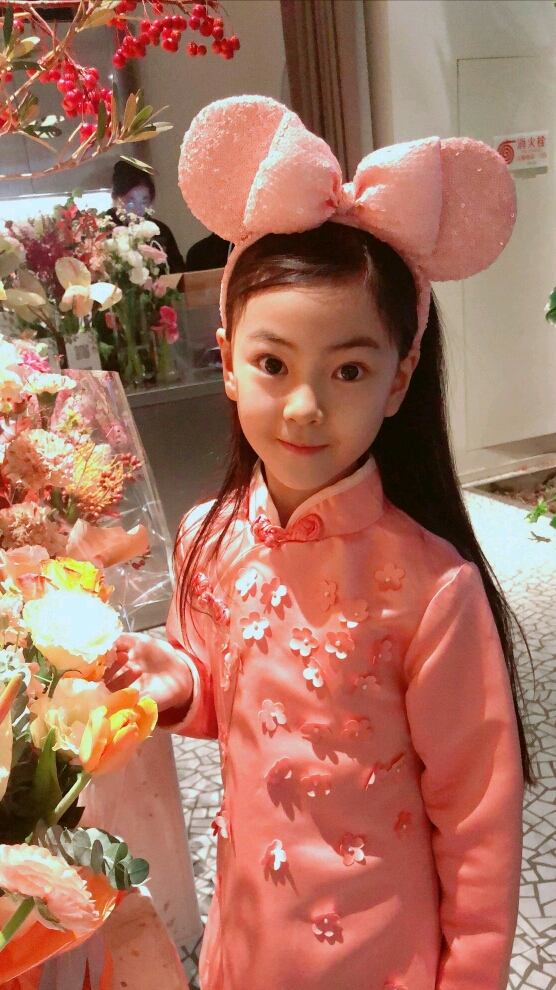 娱乐#可爱的大眼睛小童星张茗灿