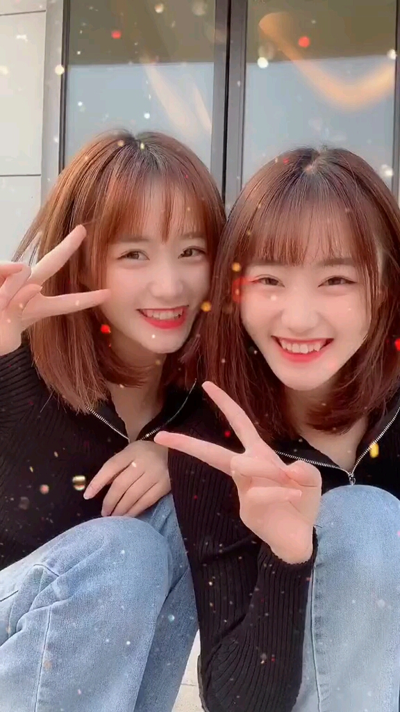 我发现你们文学功底都很了得,每次每次评论夸我们就没重样过@琪琳仙女