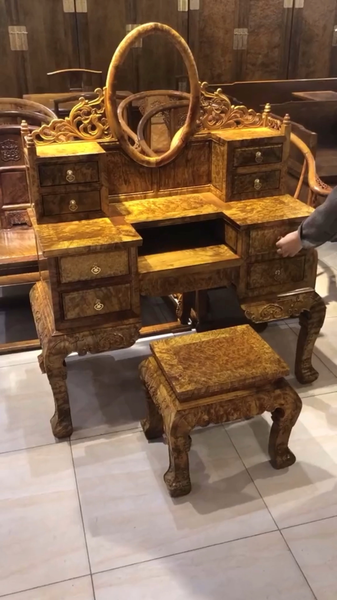 古典红木家具#黄金樟梳妆台