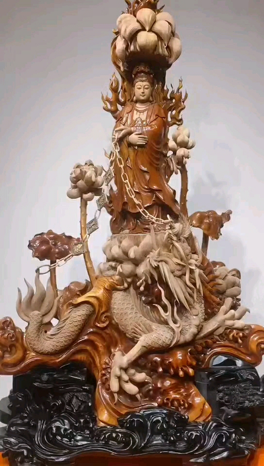 小叶桢楠荷花御龙观音菩萨,有缘人