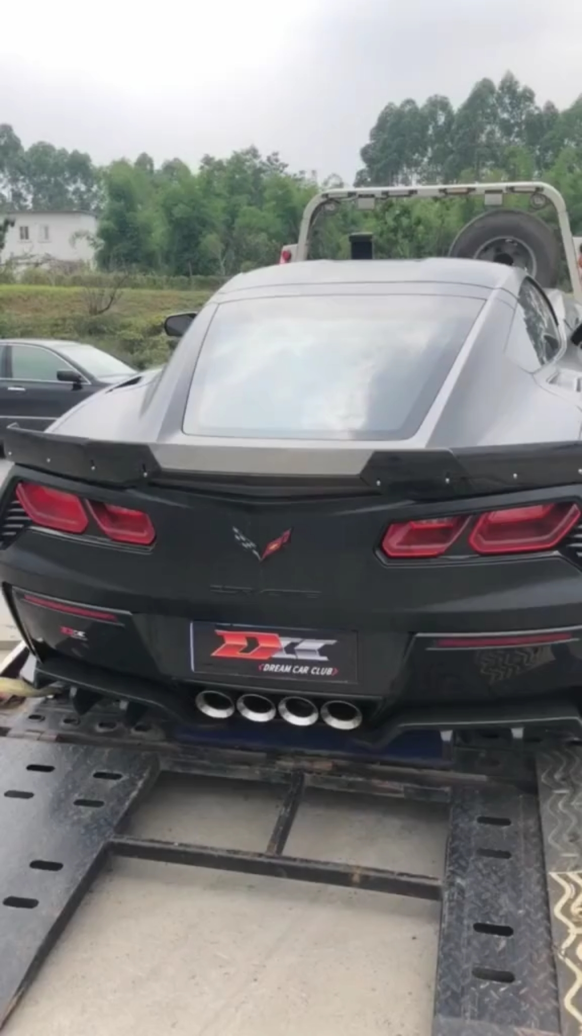 吃瓜群众#五菱宏光超级跑车来啦,喜欢跑车的哥哥姐姐,辛苦关注我