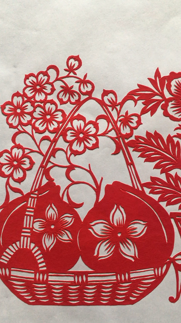 剪一对寿桃,祝大家健康长寿