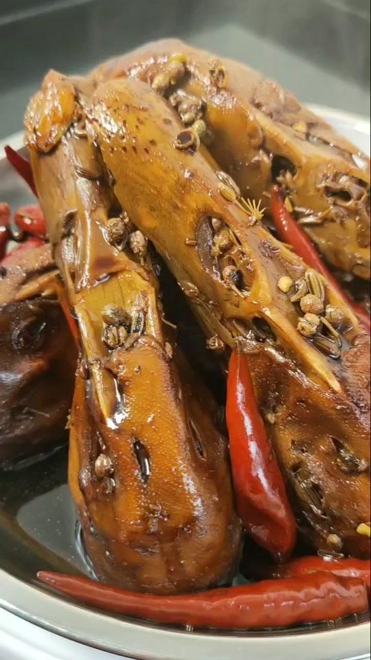 自从学会了卤鸭头,再也不去沙县小吃去了#在家支个小吃摊