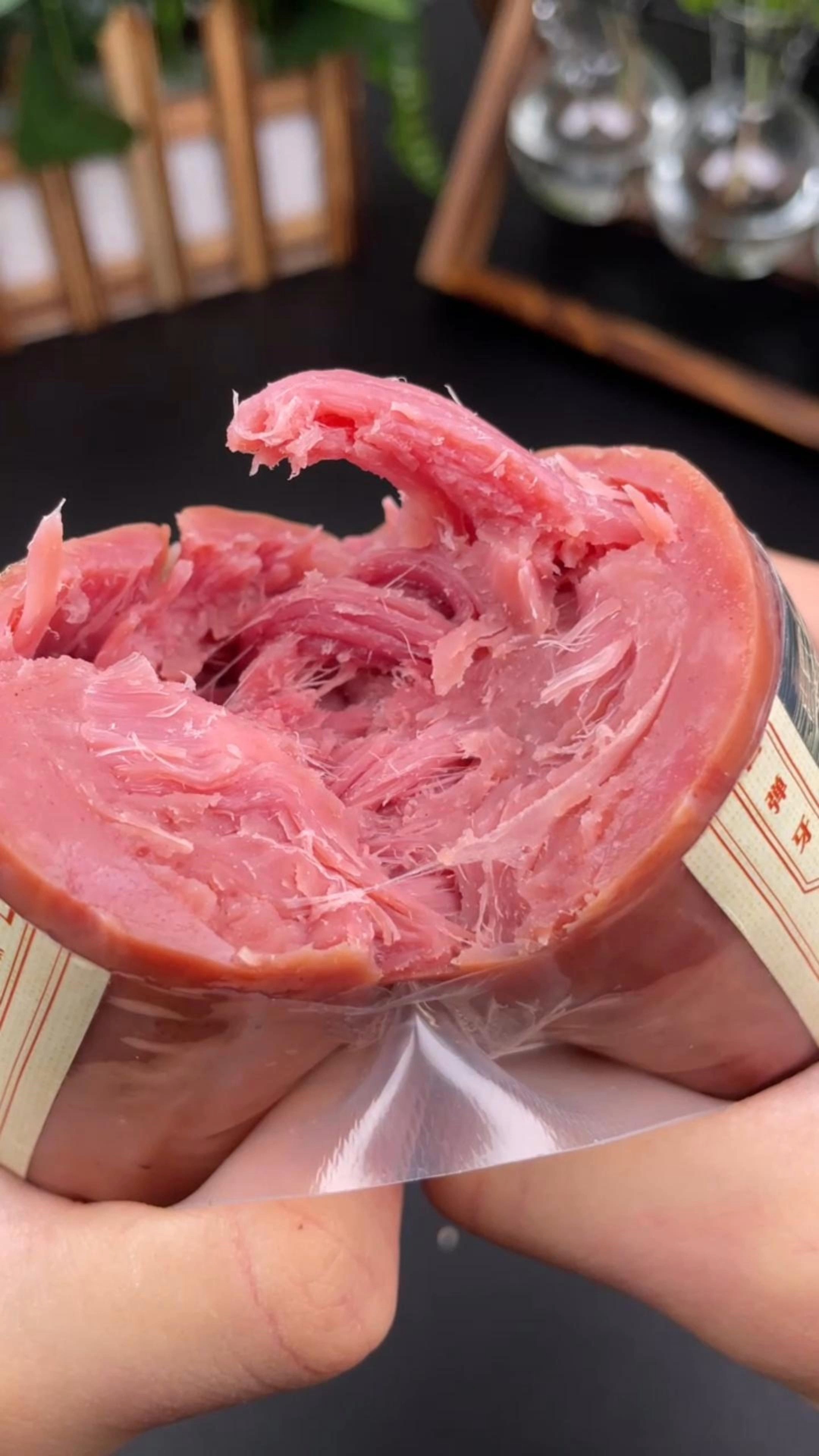 火腿#青岛老火腿,新鲜猪肉 口感脆嫩紧实,切一盘就是一道菜 你吃孤痧