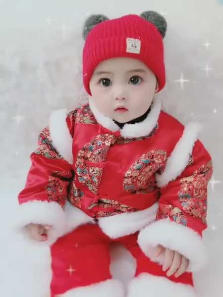 生了个洋娃娃老公高兴坏了非让我发出来让大家看看觉得可以的点个小盆