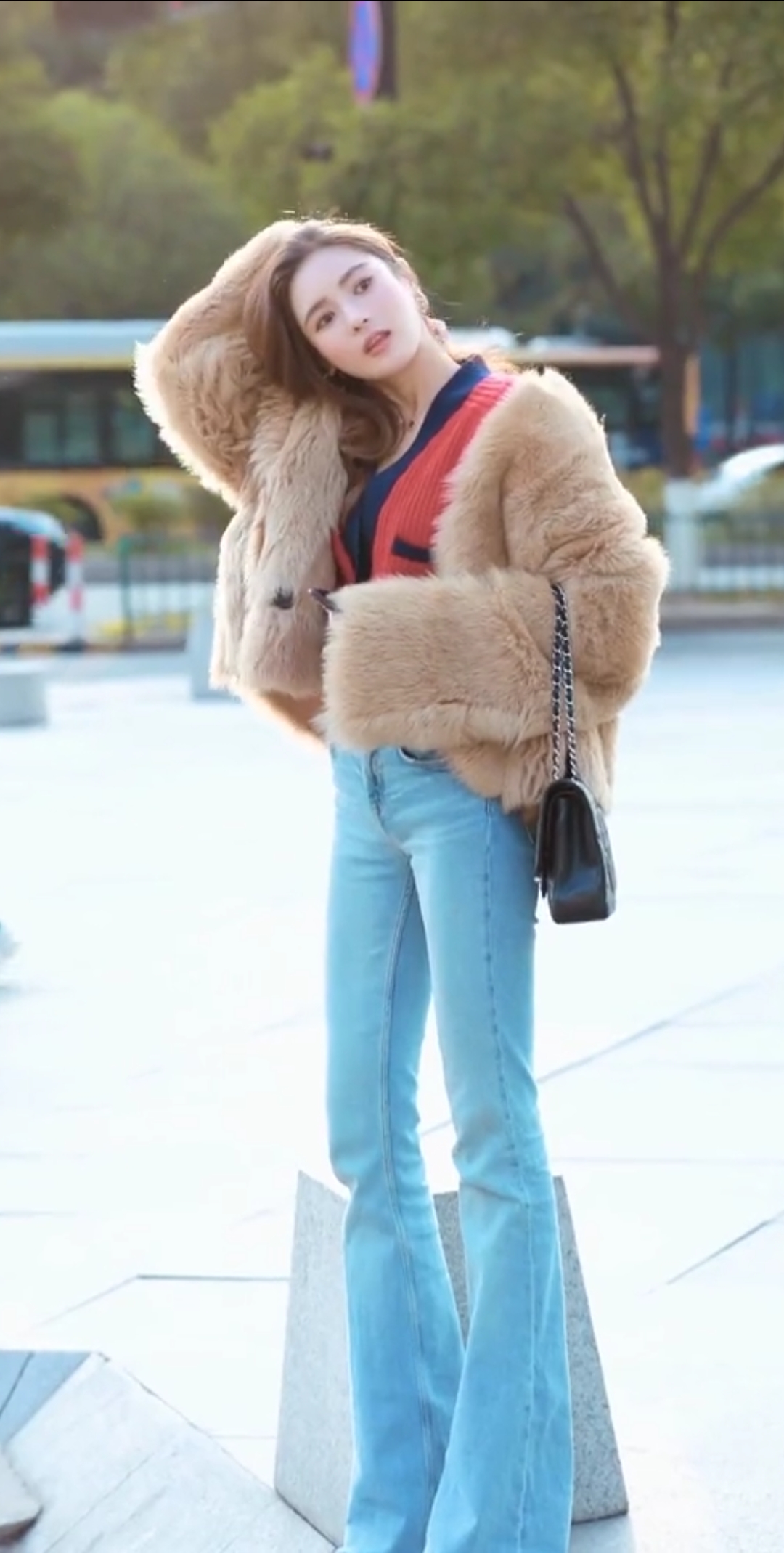 街拍美女#气息拿捏非常到位