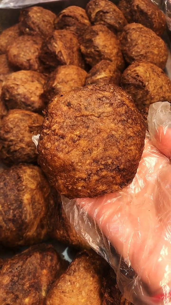 天津人最爱吃的麻酱烧饼