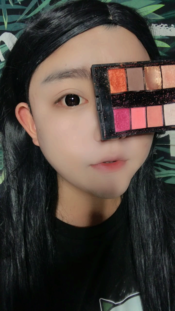 男孩子这样画出来的眼影