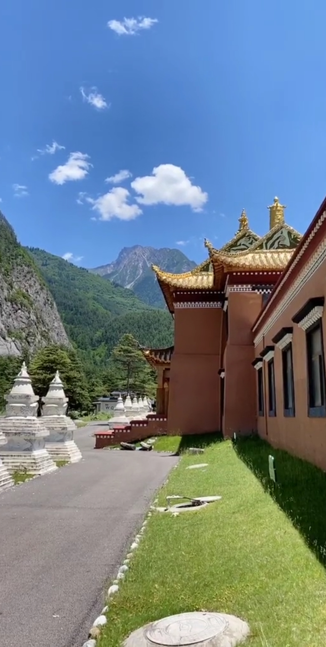 旅行#扎依扎嘎神山,九寨沟的扎如寺如此漂亮,大家去过没有?