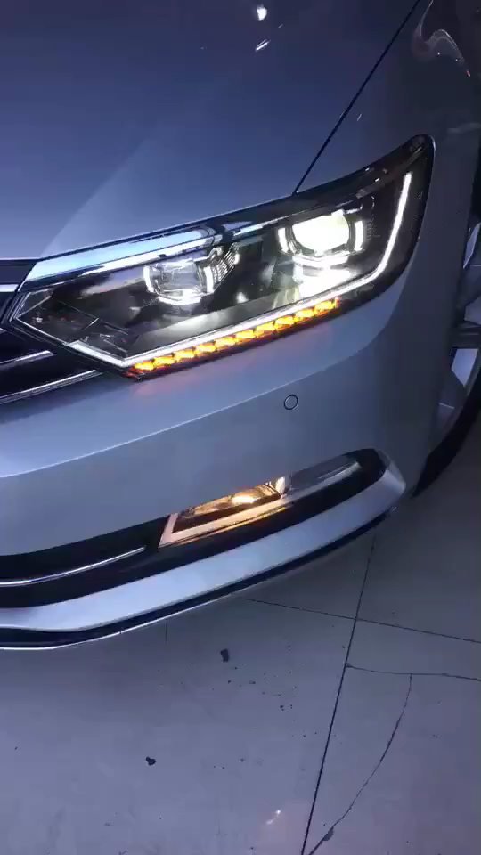 迈腾b8流光大灯总成