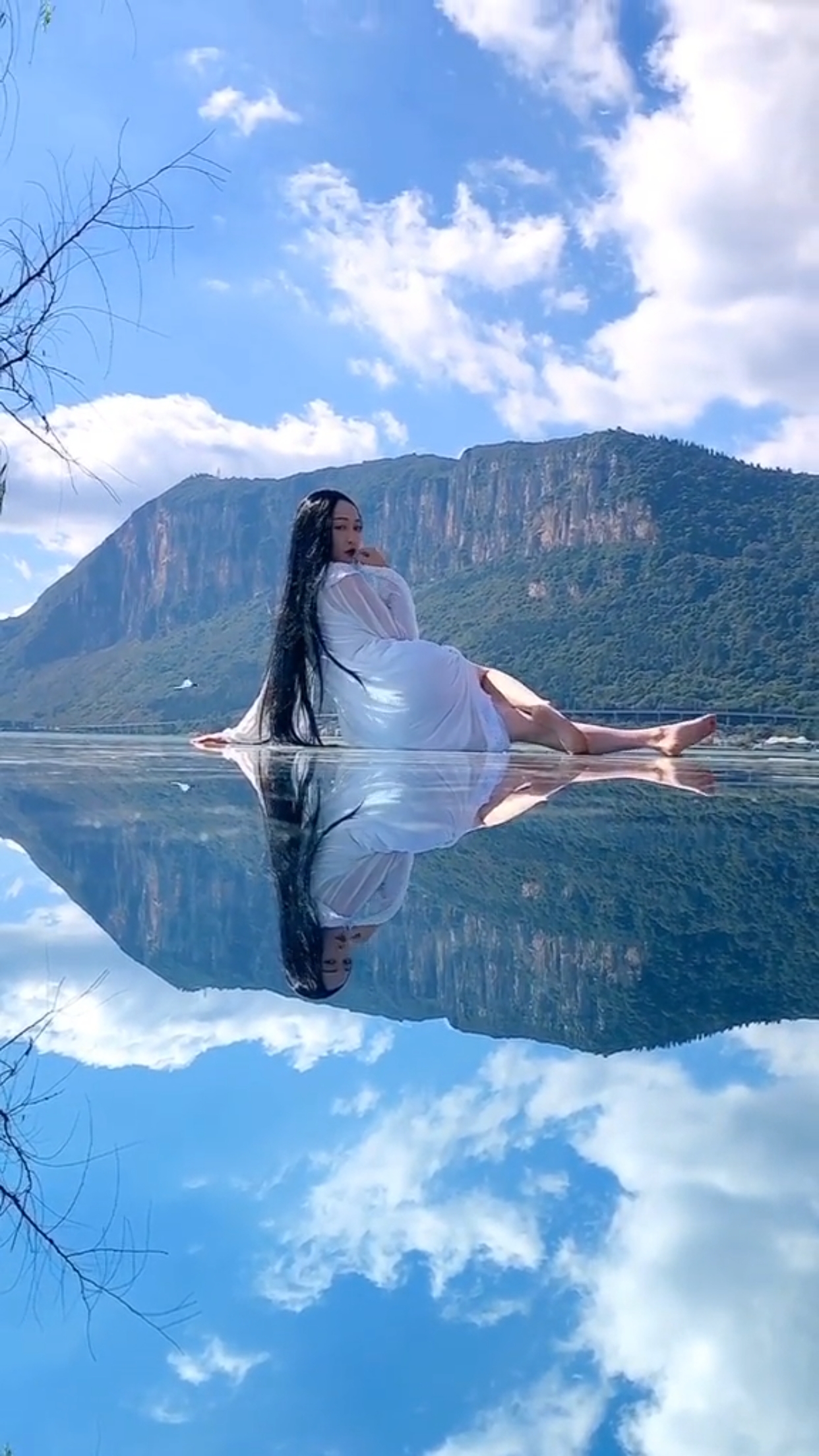 谁家的姑娘这么漂亮#西山睡美人