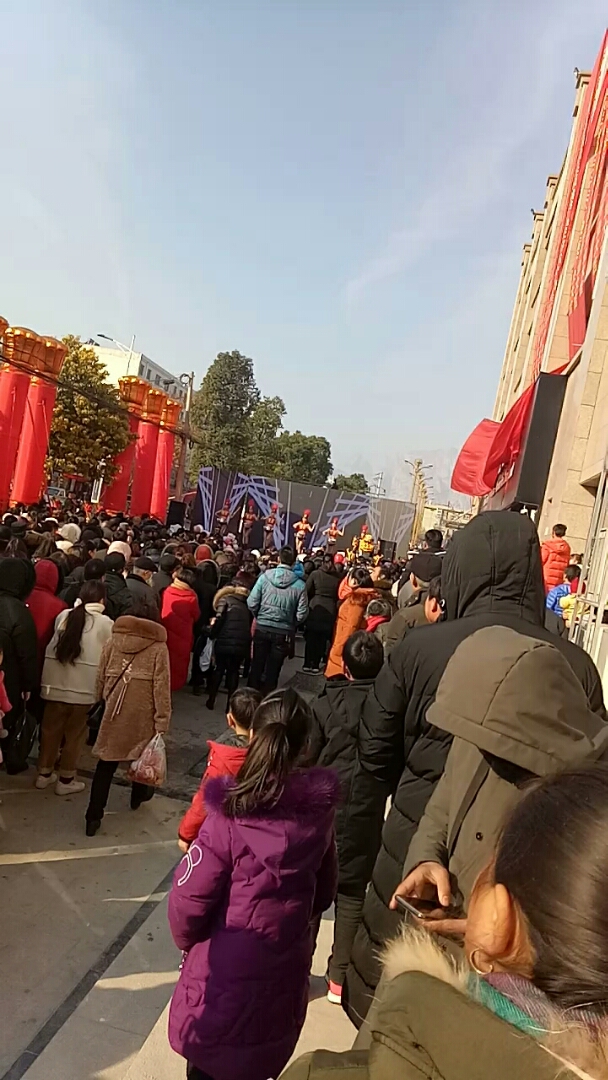 登封中天广场开业大吉人山人海