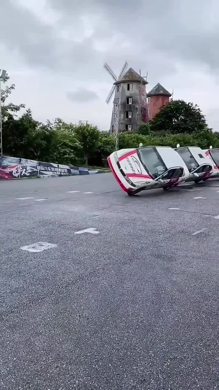 传说中的刀片超车