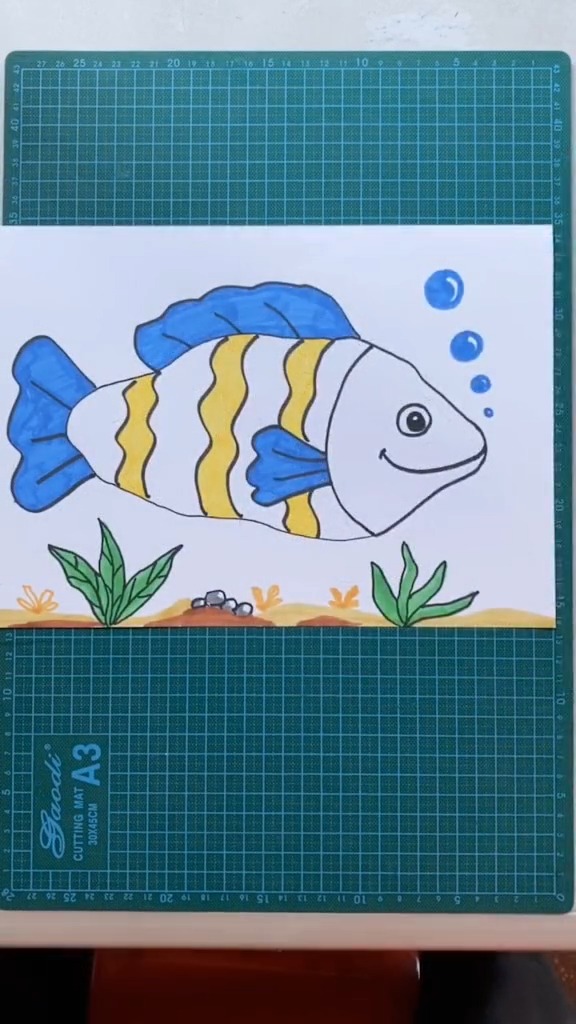 创意简笔画#手掌创意画来啦,这样画鱼超简单,宝妈们值得收藏哦