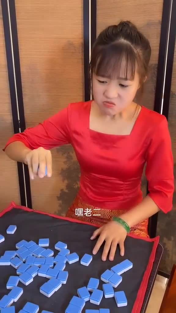 打麻将你们喜欢哪位美女呢1