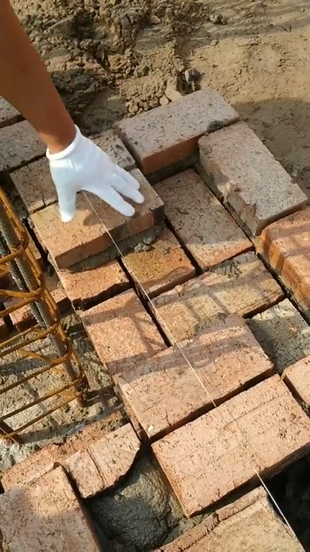 工地上的高手,都是这样垒墙的