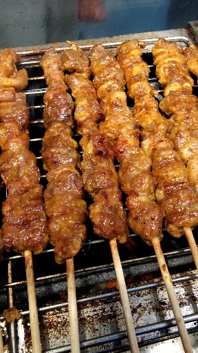 宅家不如尬舞#阿拉伯烤肉串,看着就有食欲