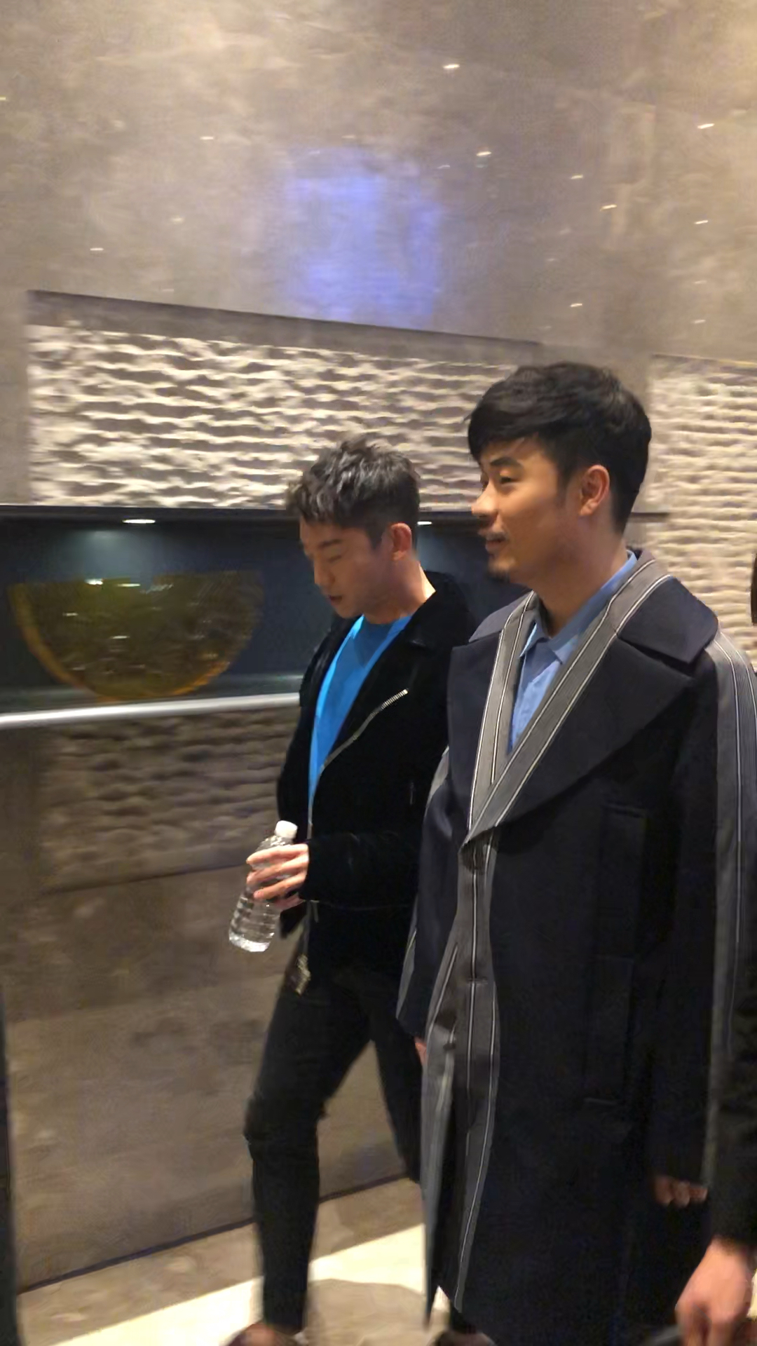 郑恺陈赫你们俩聊什么呢?