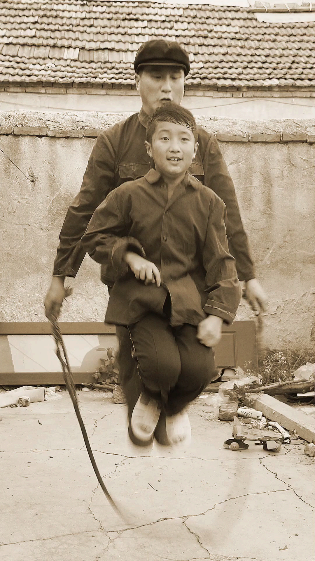 80后童年没什么玩的,跳绳也是最好的玩具了