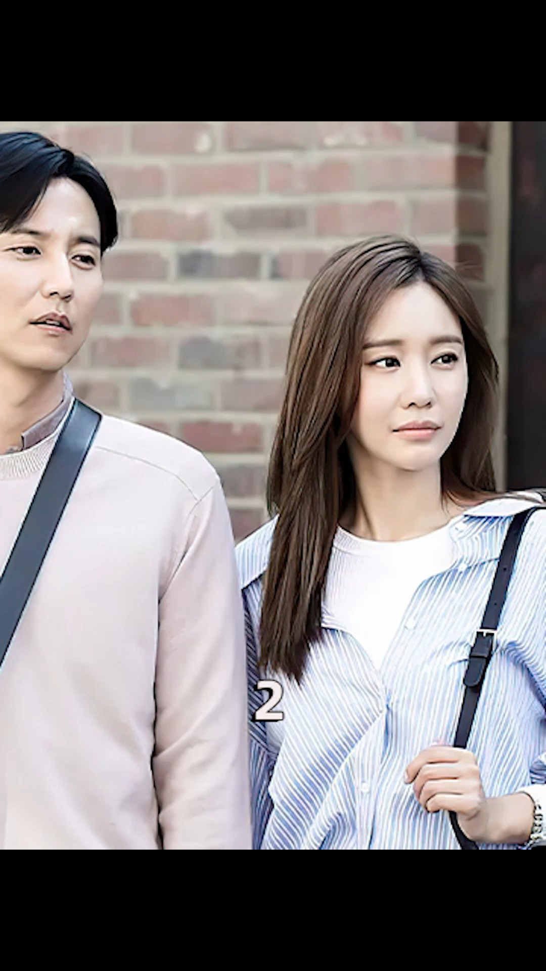 电影解说#现代美女穿越古代,被人们当成怪物,韩国奇幻韩剧《名不虚 