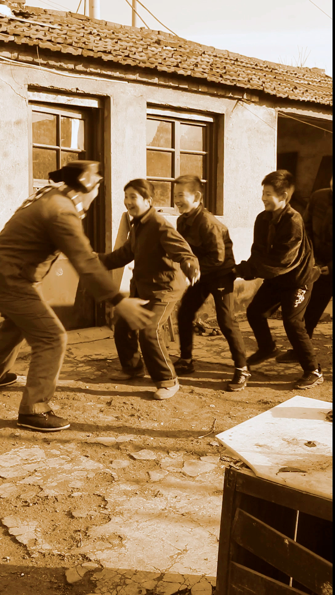 为爱回家#80.90后老鹰捉小鸡你还记得吗?满满的回忆啊!