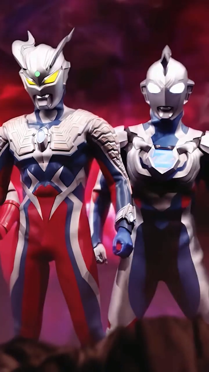 奥特曼#傲娇兔与热血憨憨的故事,原来只有成为欧斯超人才能得到师父