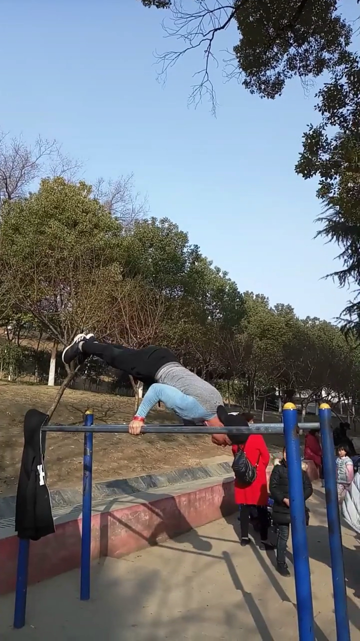 天秀不如你秀#90°倒立撑练习