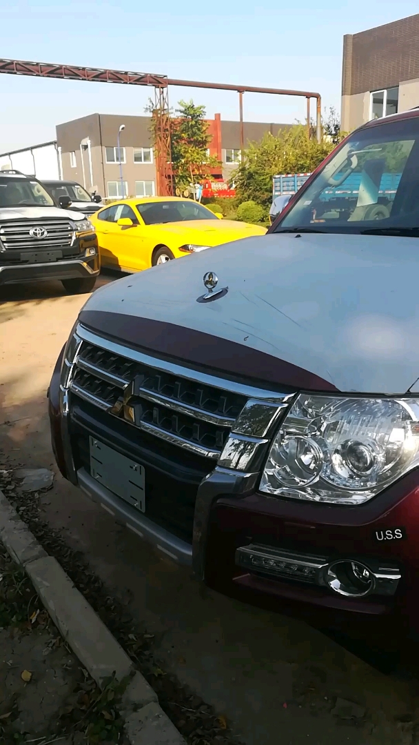 三猫～三菱帕杰罗v97