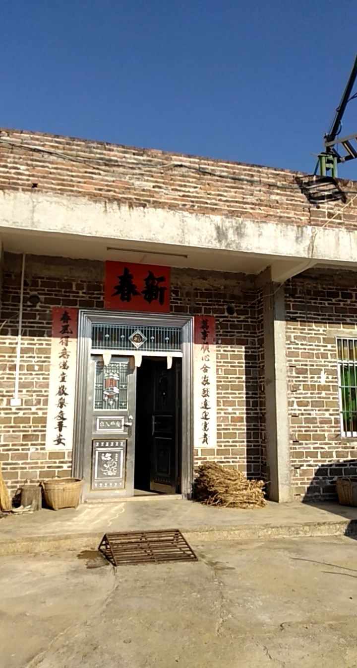 记录我的农村生活#广西人没钱都是先盖一层住着先,有钱再加几层