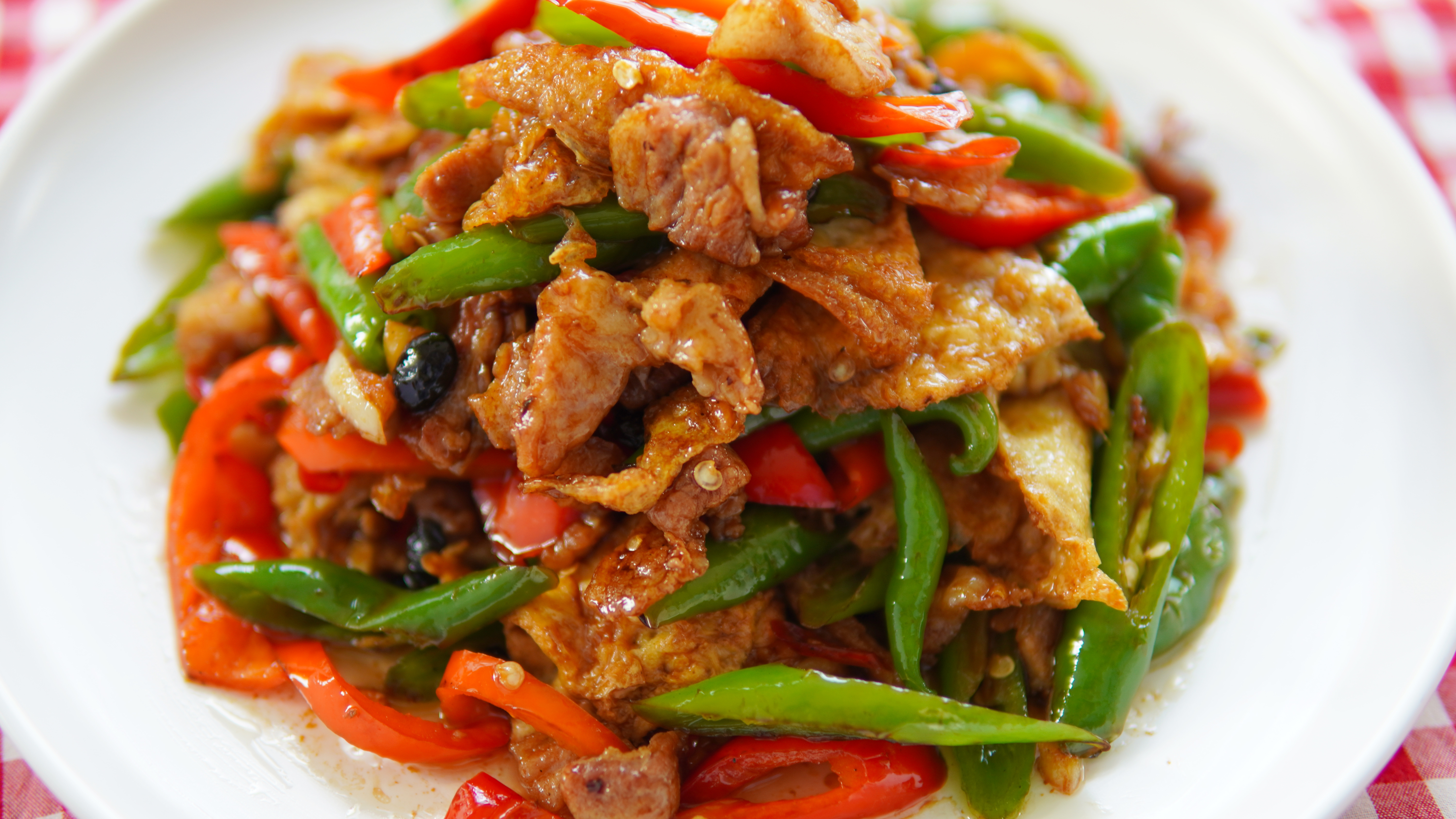 不到20块做的农家小炒肉,朋友吃了赞不绝口,林厨教你正确的做法