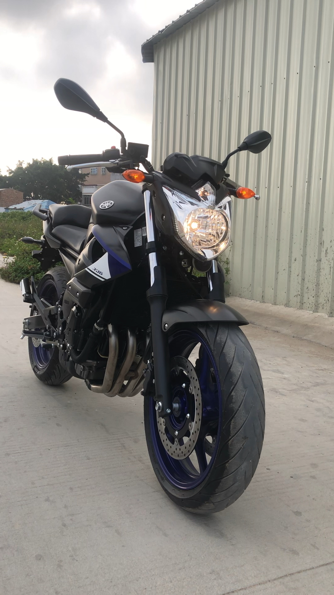 雅马哈xjr600