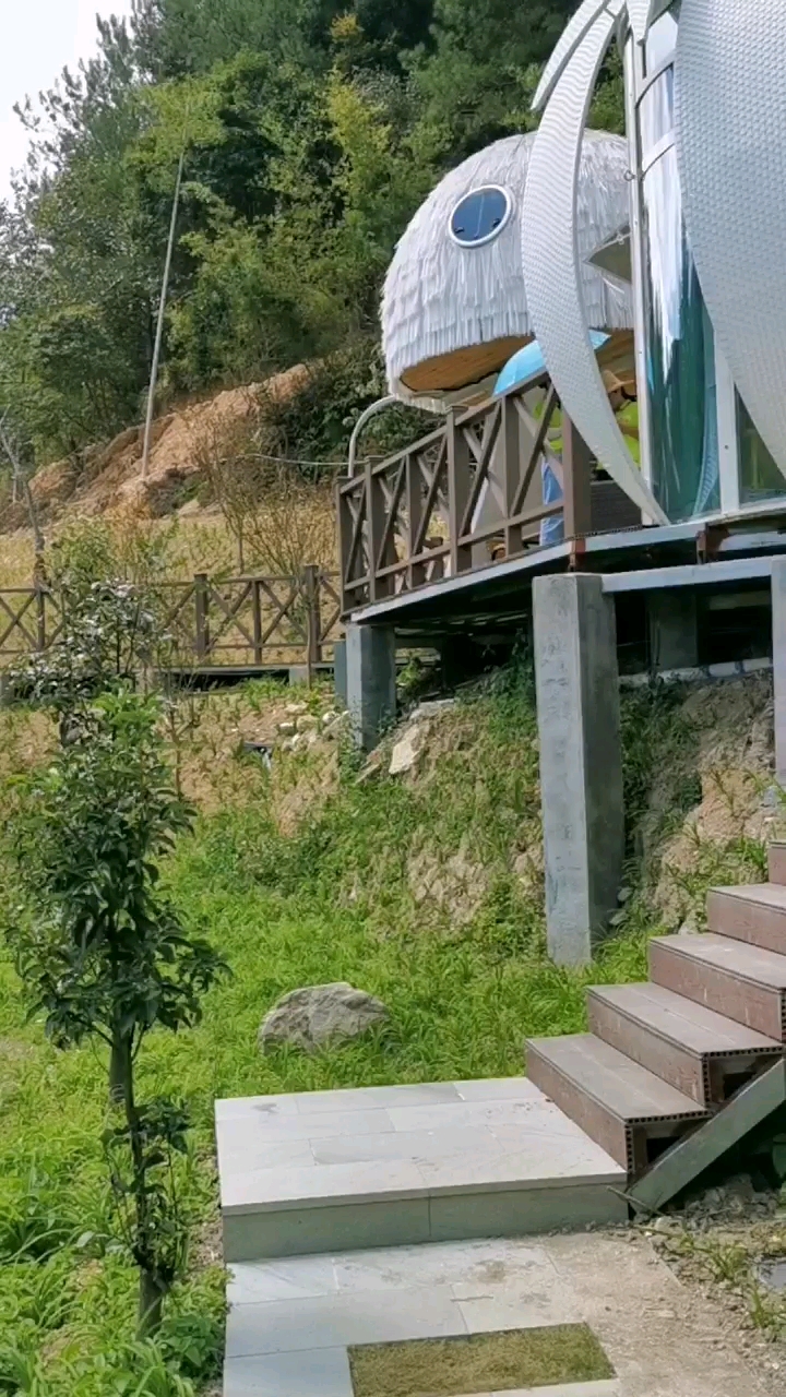 住进理想中的家#深山里,稻田边,晚上住这样的民宿会是什么感觉?