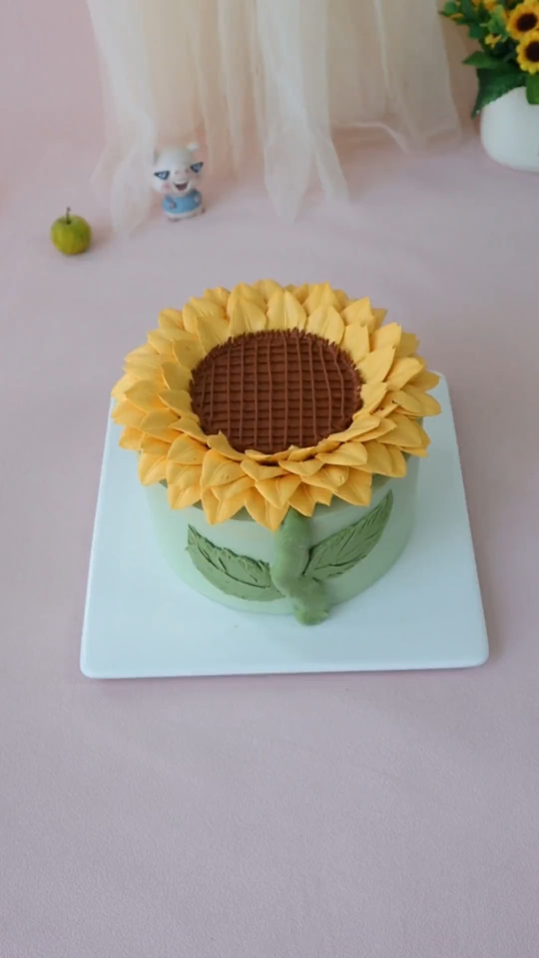 生日蛋糕#烘焙人的日常 #跟我学烘焙 #蛋糕培训 太喜欢向日葵啦