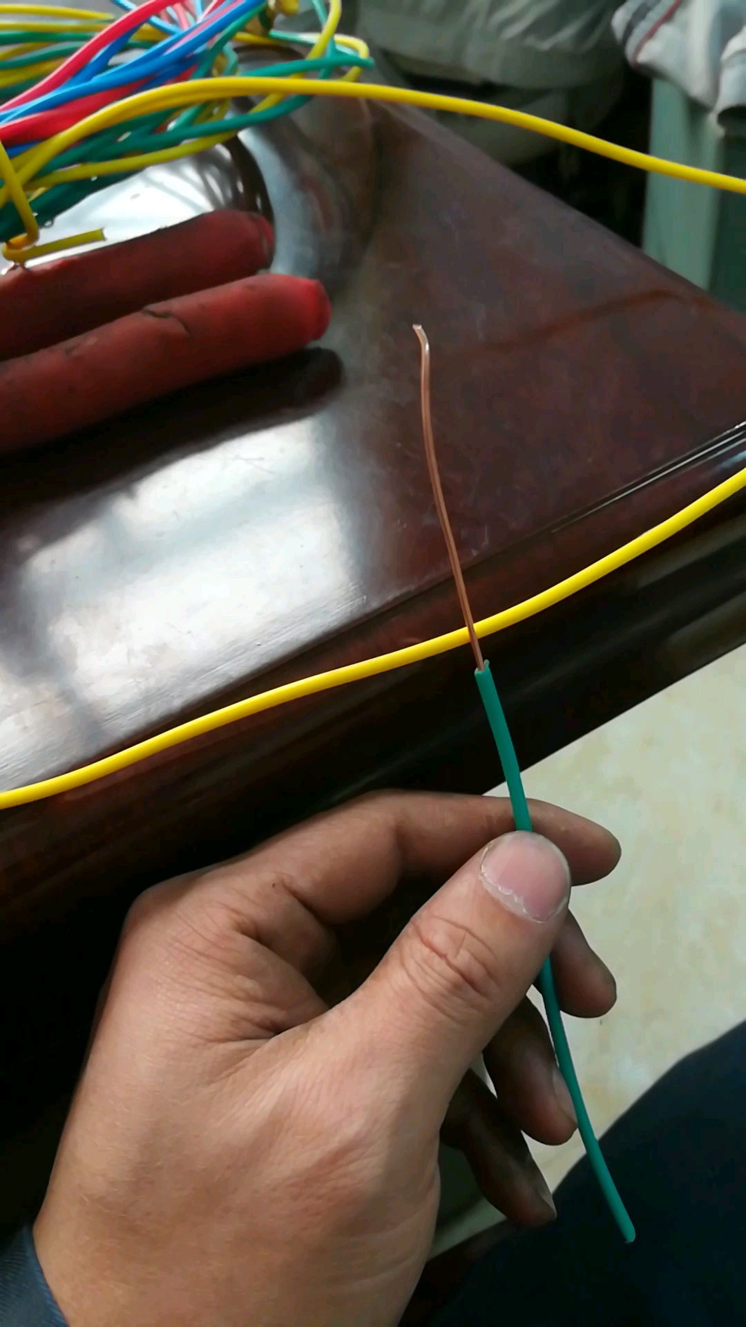 家庭电线t型接法简单示范