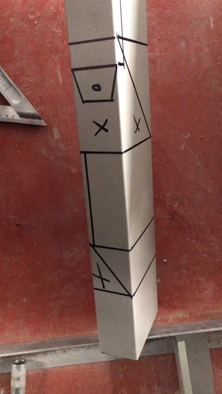 桥架90度水平弯头切割划线教程来了～-度小视