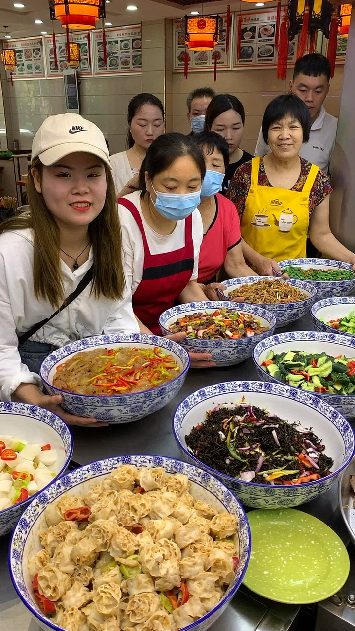 新式涼菜小麵館