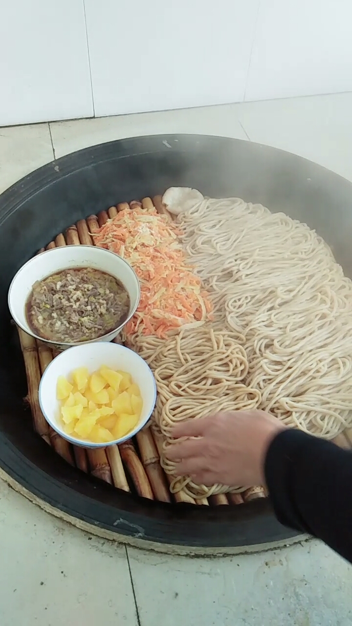 自制美食#家乡饭高粱面鱼鱼