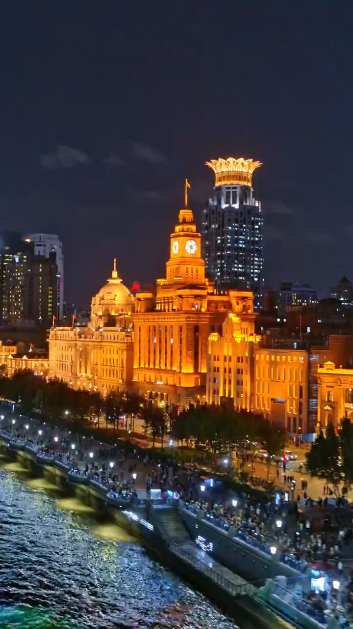 航拍外灘 一鏡到底,帶你看外灘夜景!超清版